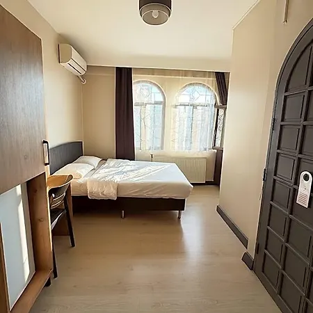 Glr Hotel 3*