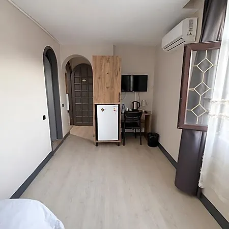 Glr Hotel